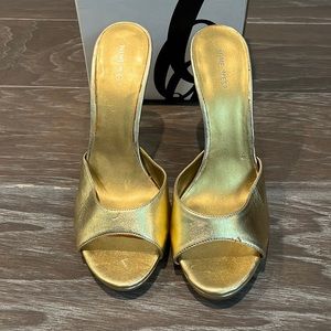 Nine West gold open toe pump